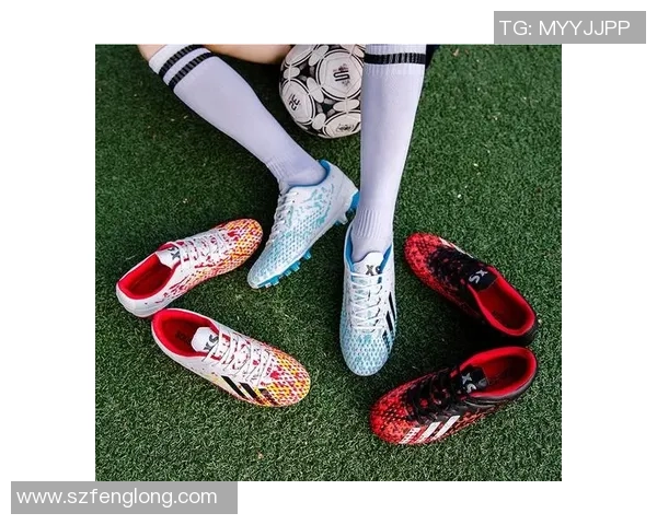 小学生足球运动的乐趣与选择合适足球鞋的重要性探讨 小学生足球运动的乐趣与选择合适足球鞋的重要性探讨