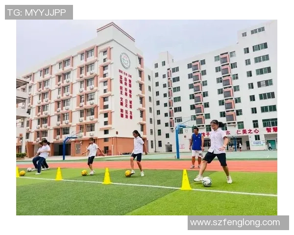 足球也好,激情与梦想交织的绿茵场上演绎人生的精彩与奋斗的故事 足球也好,激情与梦想交织的绿茵场上演绎人生的精彩与奋斗的故事